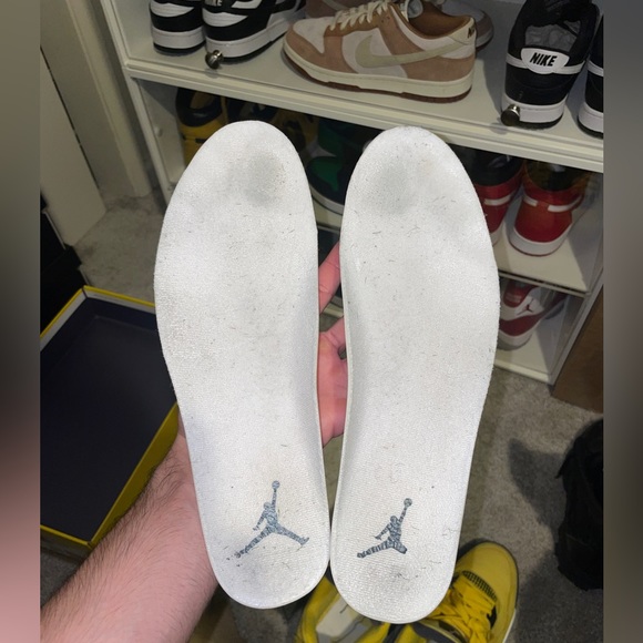 Air Jordan 4 Retro Lightning - Picture 10 of 14